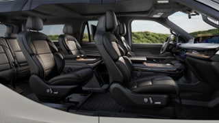 2025 Lincoln Lincoln Navigator Internal Image 1